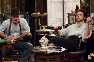 Jude Law (Watson) y Robert Downey Jr (Sherlock Holmes) en una escena de "Sherlock Holmes"